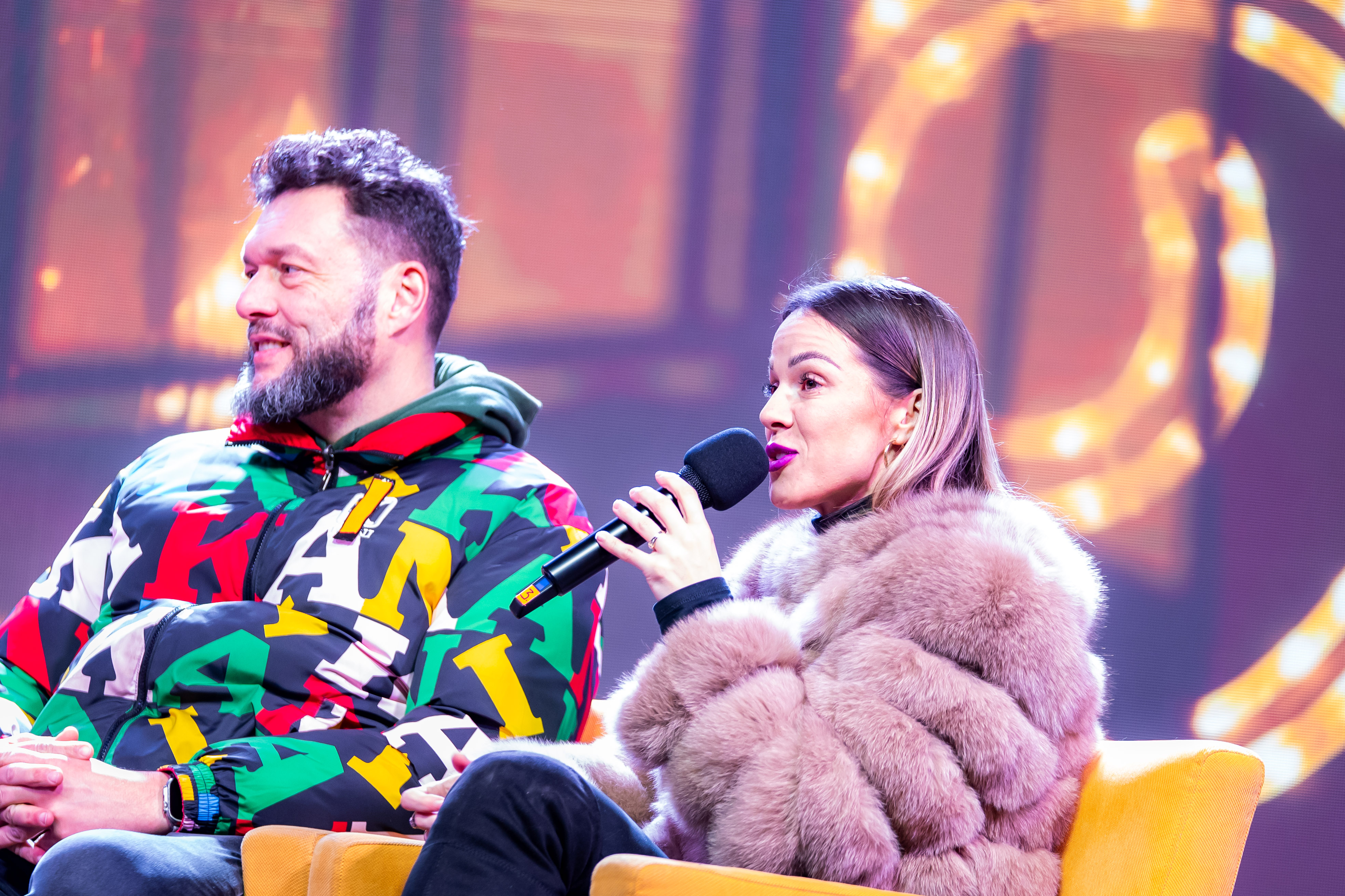 VIANOCNA TELEVIZNA REGINA-21